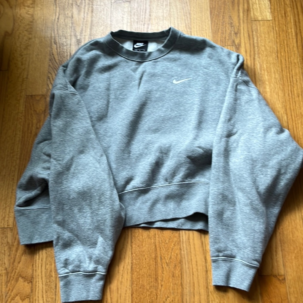 Nike Cropped Sweatshirt